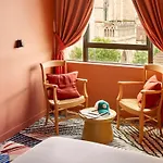Mama Shelter Otel
