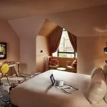 Otel Mama Shelter
