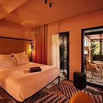 Mama Shelter Otel 4*