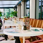 Otel Mama Shelter
