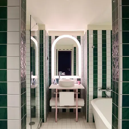 Mama Shelter Hotel 4*