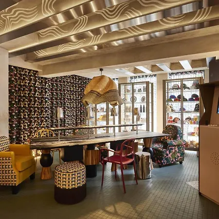 Mama Shelter Hotel 4*