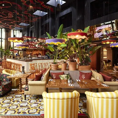 Mama Shelter מלון דיז'ון