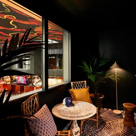 Mama Shelter Hotell 4*