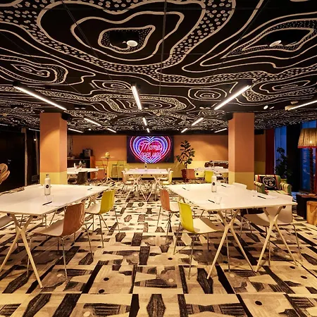 Hotel Mama Shelter