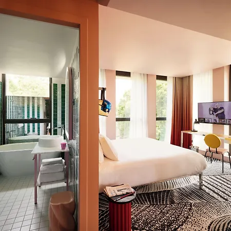 Mama Shelter מלון 4*