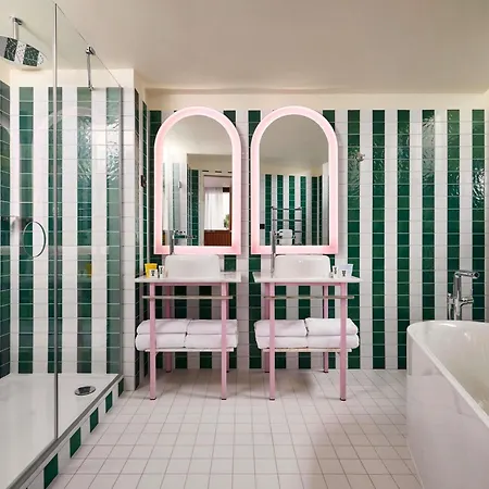 Mama Shelter מלון דיז'ון