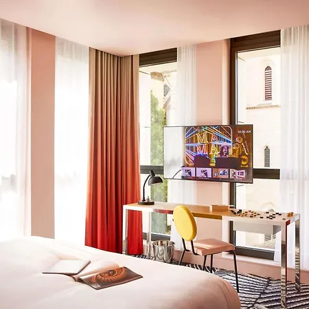 Hotel Mama Shelter