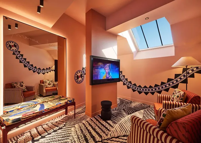 Mama Shelter Otel 4*