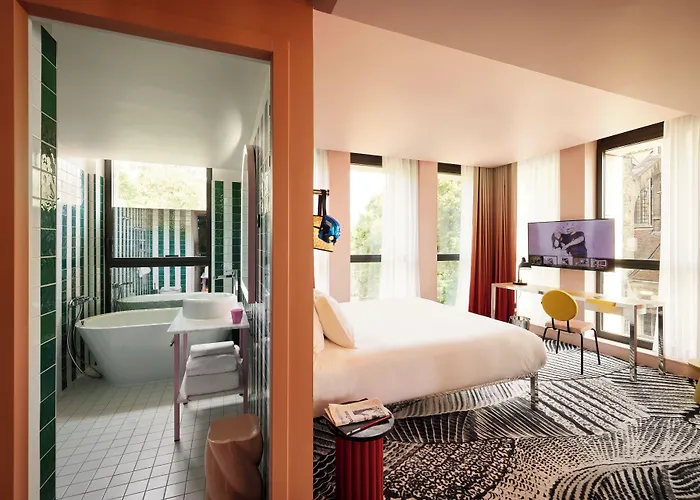 Mama Shelter Otel 4*